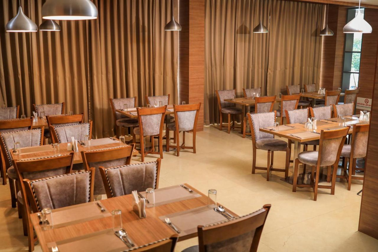 Hotel Sky Sierra Wayanad Kalpatta Ngoại thất bức ảnh
