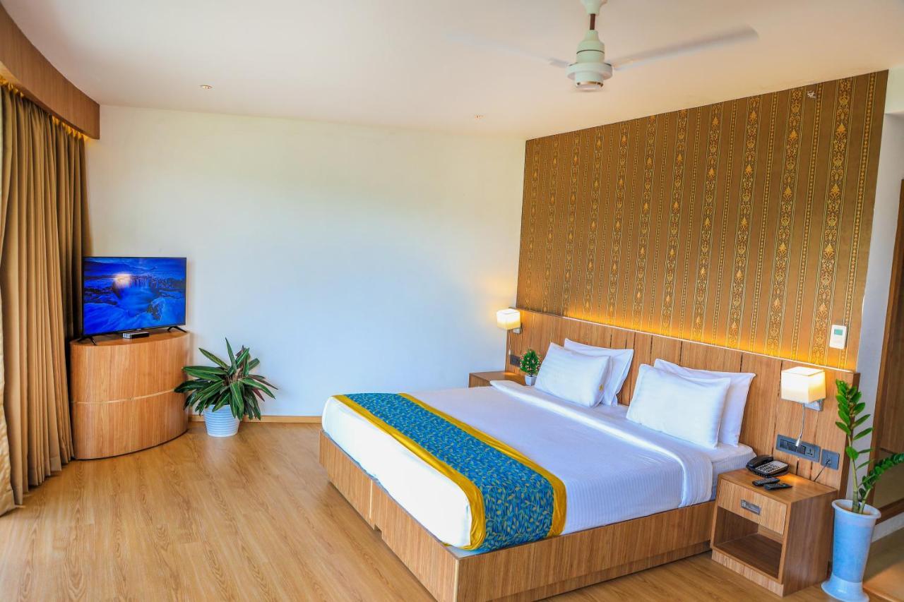Hotel Sky Sierra Wayanad Kalpatta Ngoại thất bức ảnh